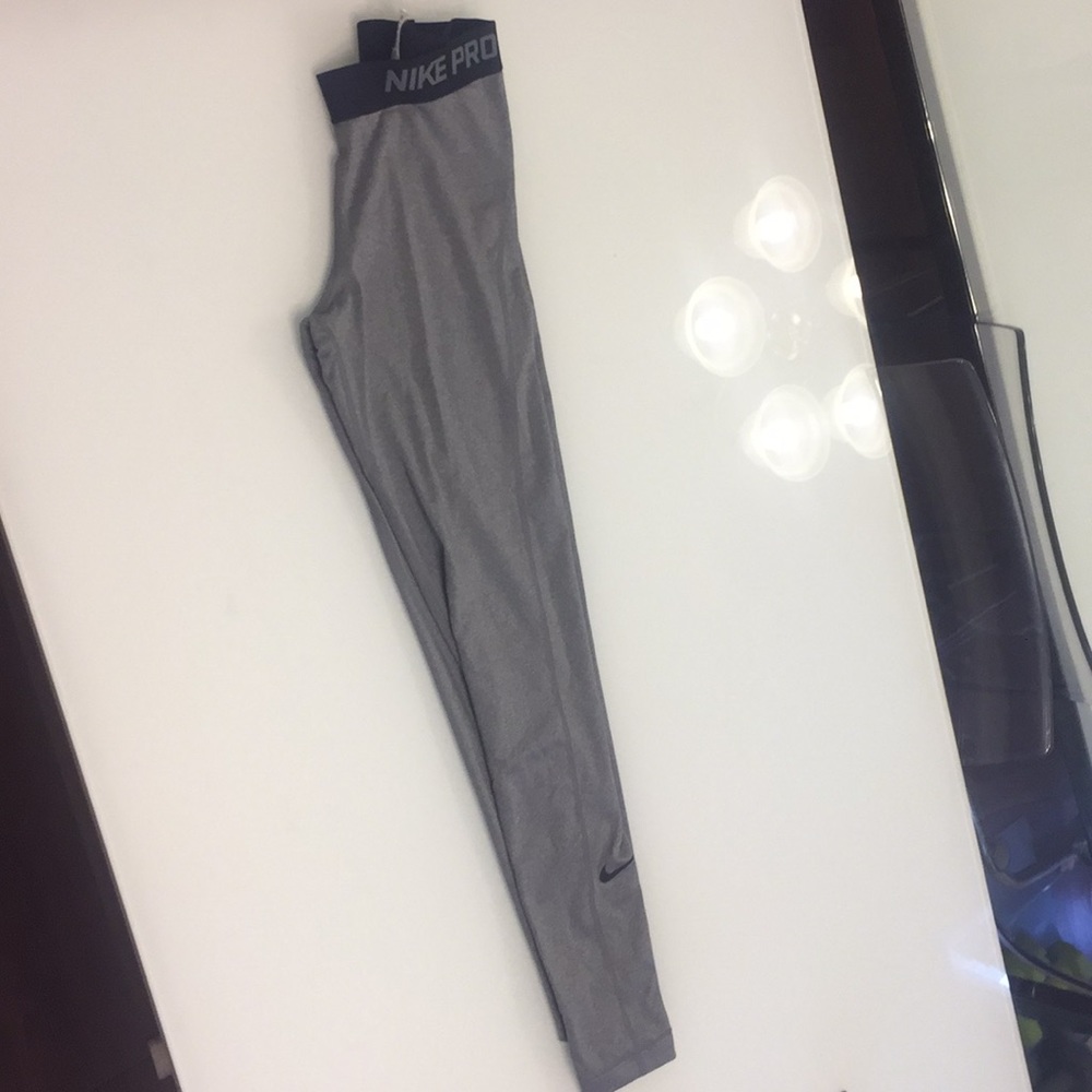 Nike Pro leggings